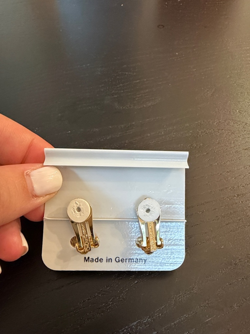 Dior Gold-Tone Earrings with Iridescent Cream Pearls - Picture 2 of 4